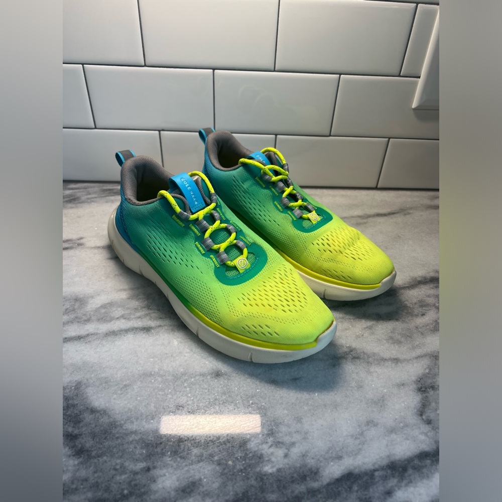 Cole Haan ZERØGRAND running shoes/Woman's Size 8B/Multicolored